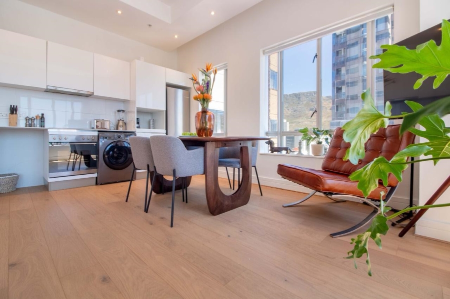 2 Bedroom Property for Sale in Cape Town City Centre Western Cape